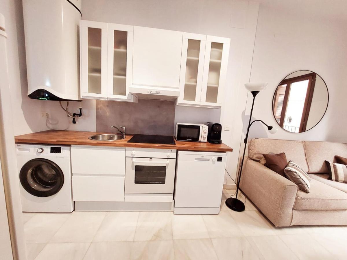 Dona Elvira Carreteria Apartamento Málaga Exterior foto
